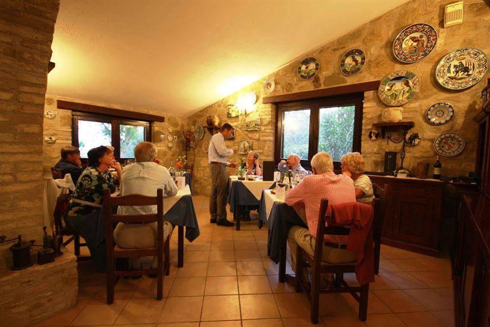 Santa Maria Degli Ancillotti Guest House Petrignano Exterior photo