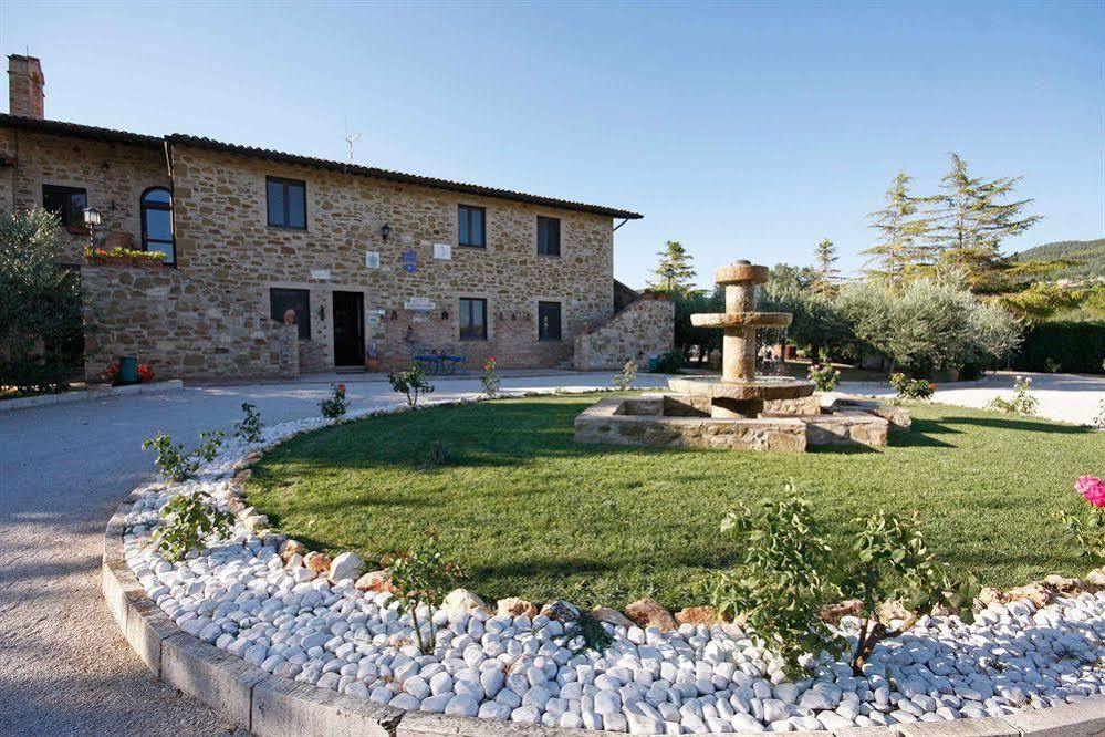 Santa Maria Degli Ancillotti Guest House Petrignano Exterior photo